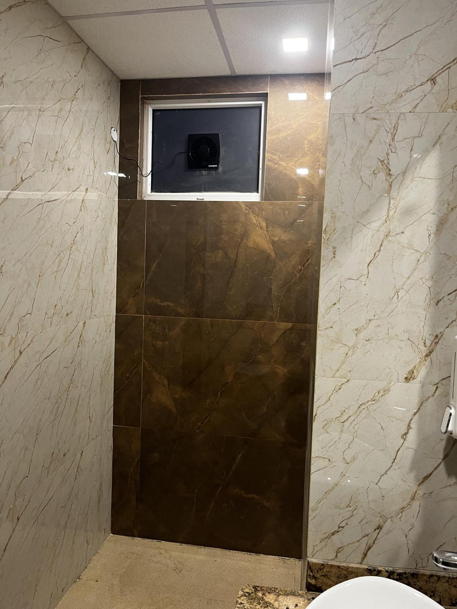 Roomquet Comfort Inn อัลลอฮาบาด ภายนอก รูปภาพ